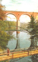 Viadukt und Fußgängerstege um 1910