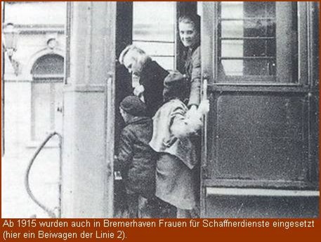 Schaffnerin in der Straßenbahn