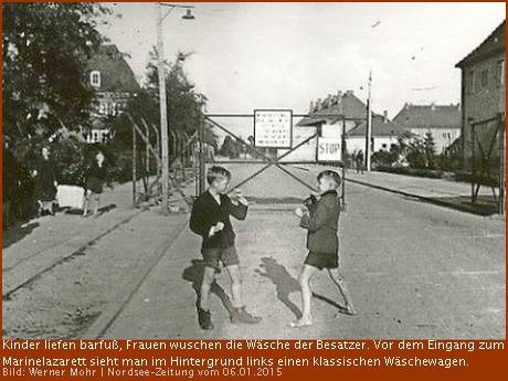 1947 Vor dem Marinelazarett